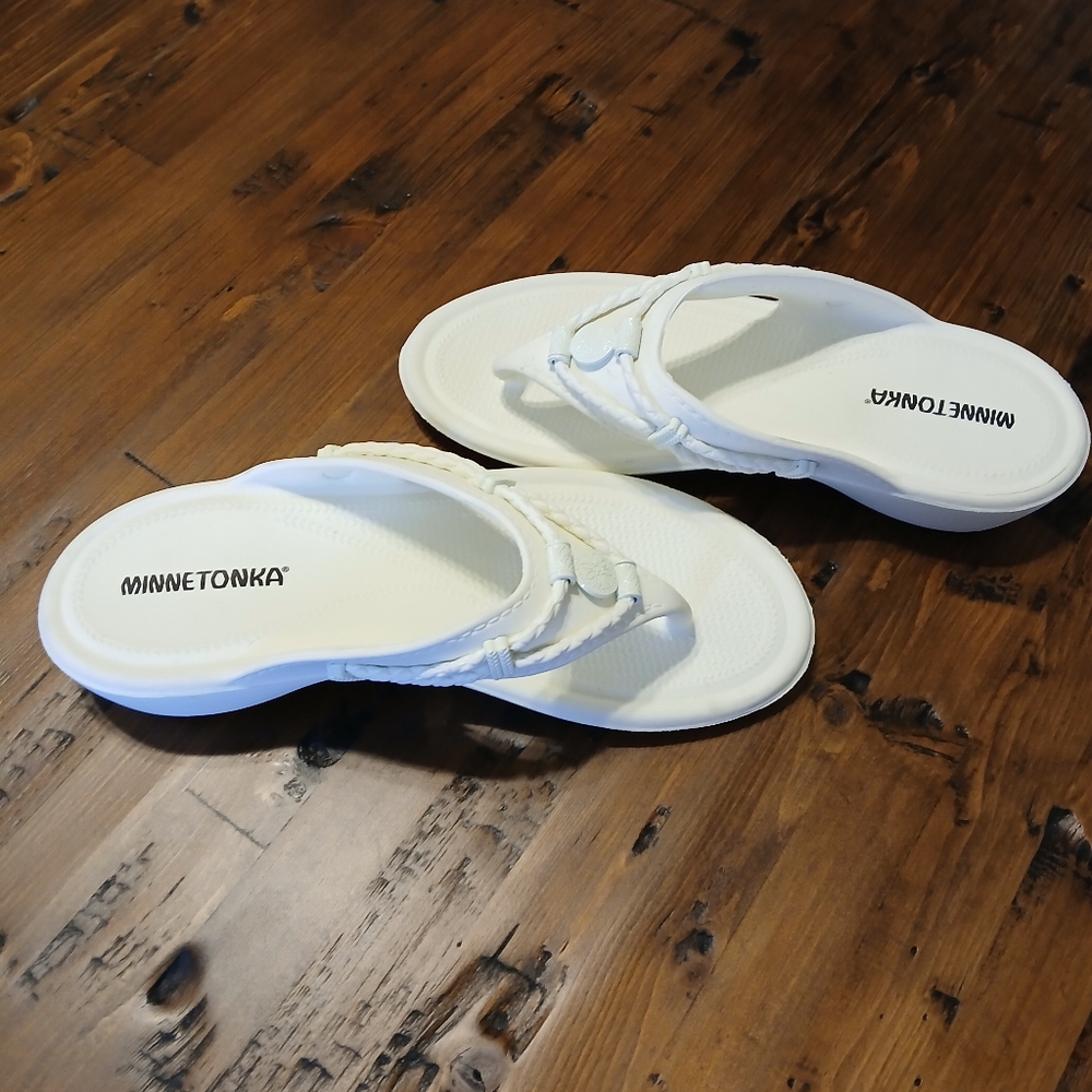 Womens Minnetonka sandals